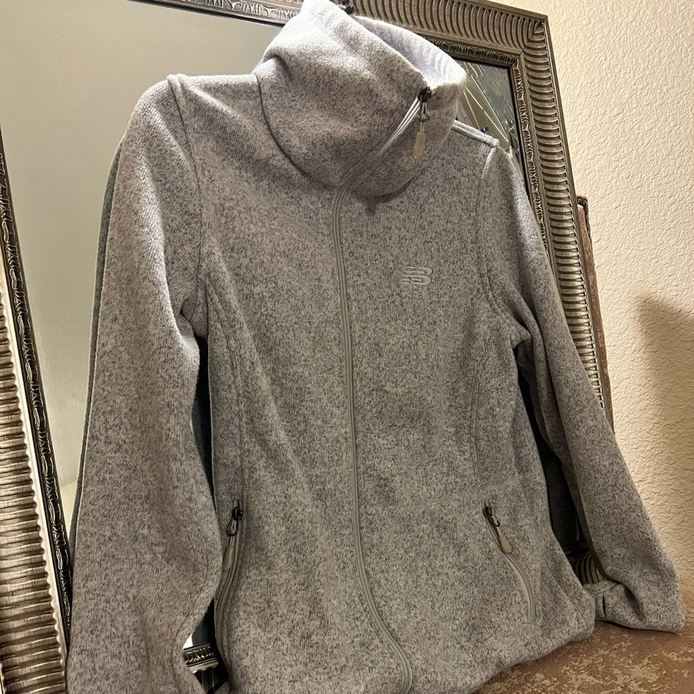 New balance jacket - Picture 3 of 5